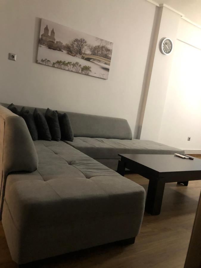 Egnatias 96 Open Apartment Tesalonika Bagian luar foto